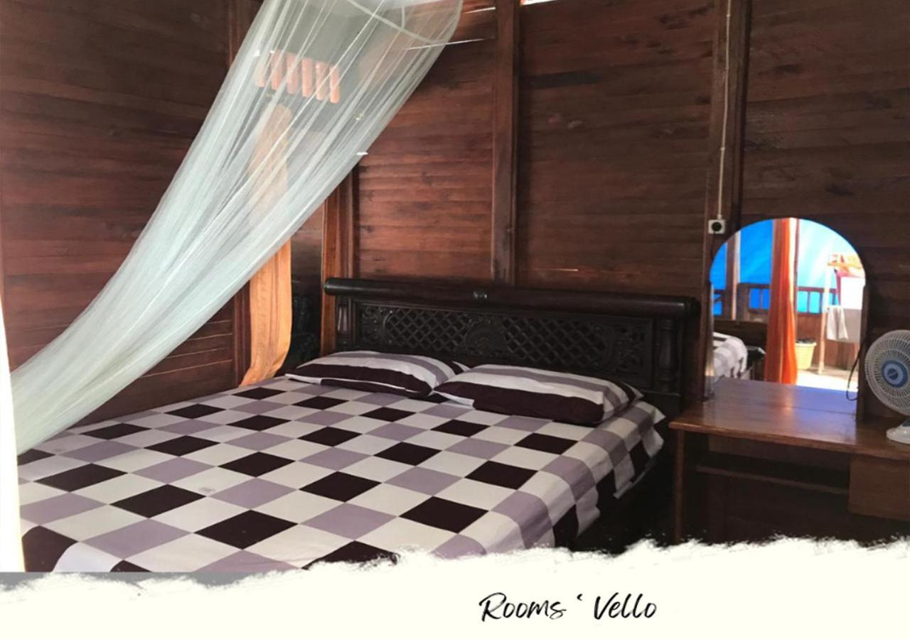 Heiner Homestay Bunaken Esterno foto